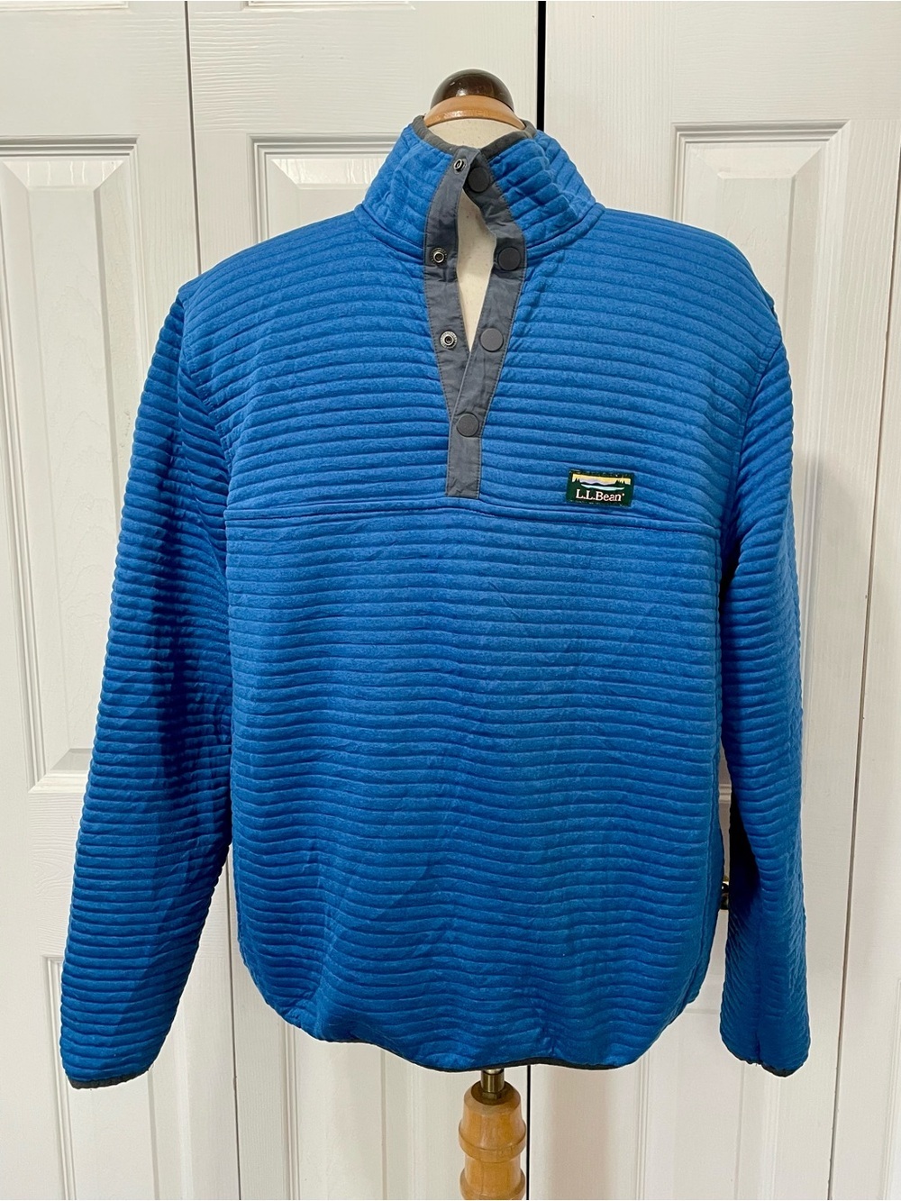 L.L. Bean Blue Quilted Snap-Front Pullover